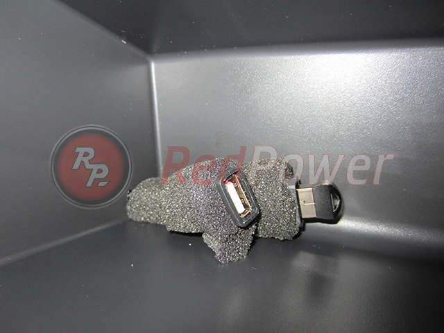Вывод USB выходов магнитолы RedPower