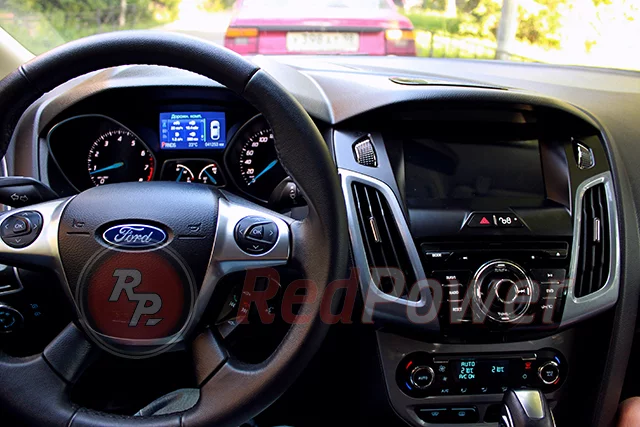 Магнитола RedPower в автомобиле Ford Магнитола RedPower в автомобиле Ford