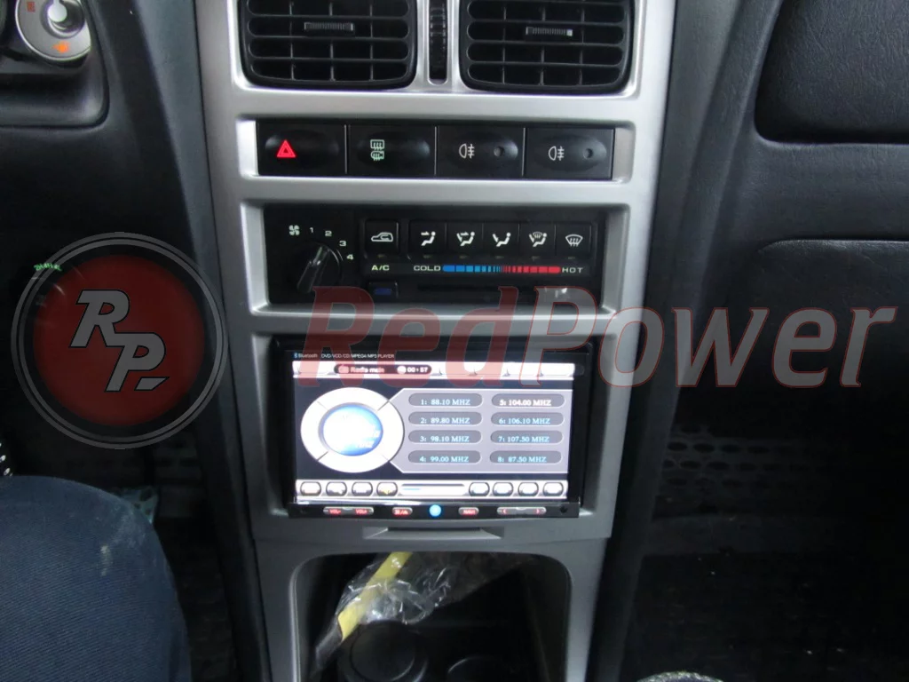 Первый пуск автомагнитолы RedPower