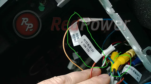 Тюльпанчики для подключения камеры заднего хода к магнитоле RedPower Тюльпанчики для подключения камеры заднего хода к магнитоле RedPower