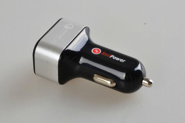 Автомобильное зарядное устройство для телефонов RedPower 3.0А (3 USB)