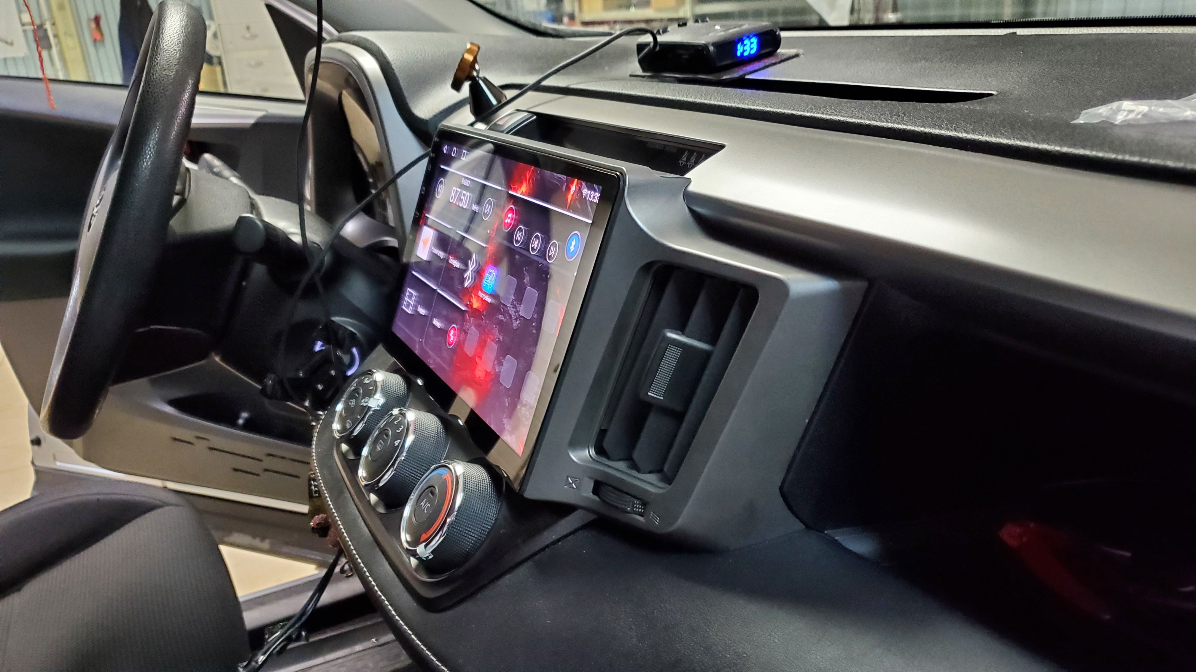 Автомагнитола RedPower 75017 Hi-Fi для Toyota RAV4 4-поколение XA40 (11.2012-10.2019)