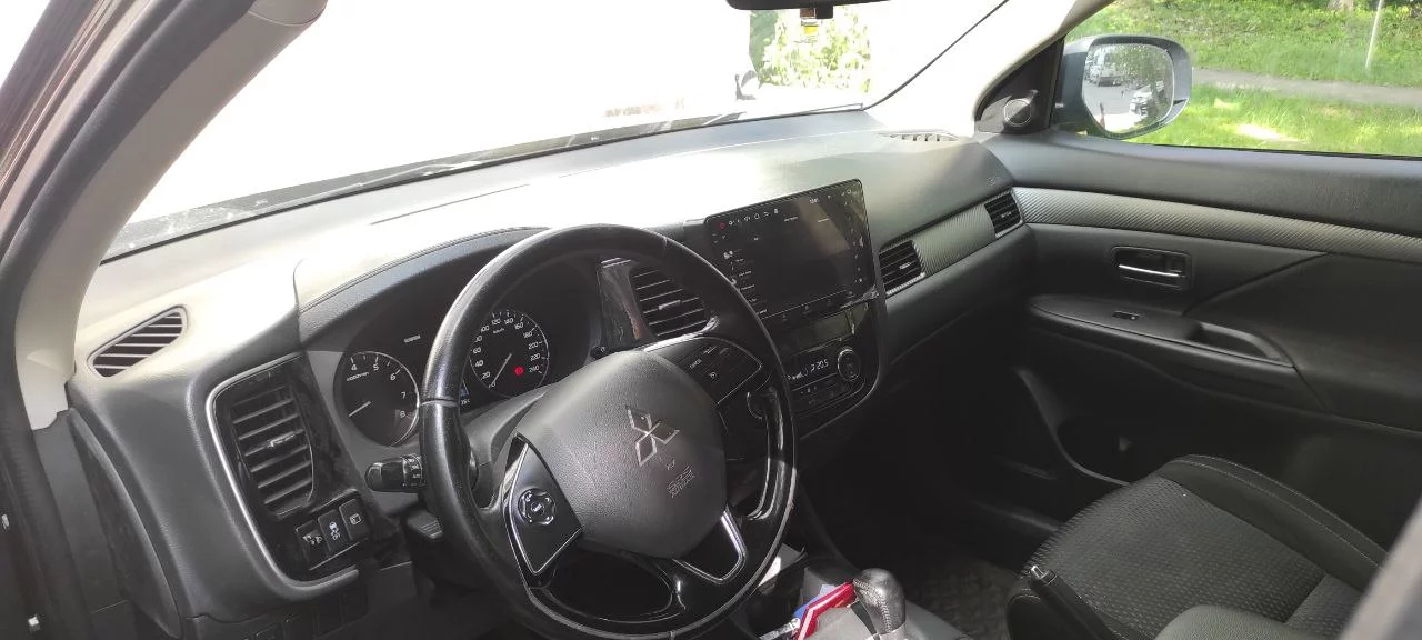 Установленная Автомагнитола RedPower 85156PRO для Mitsubishi Outlander 3-поколение (10.2012-2019) Установленная Автомагнитола RedPower 85156PRO для Mitsubishi Outlander 3-поколение (10.2012-2019)