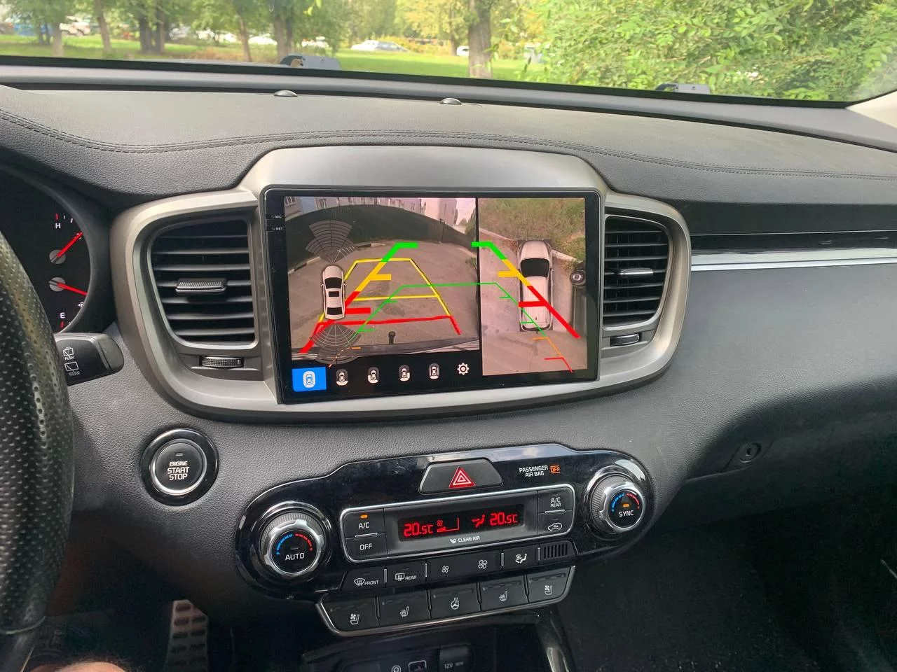 Установленная Автомагнитола RedPower 85242PRO для KIA Sorento Prime (08.2014-11.2020) Установленная Автомагнитола RedPower 85242PRO для KIA Sorento Prime (08.2014-11.2020)