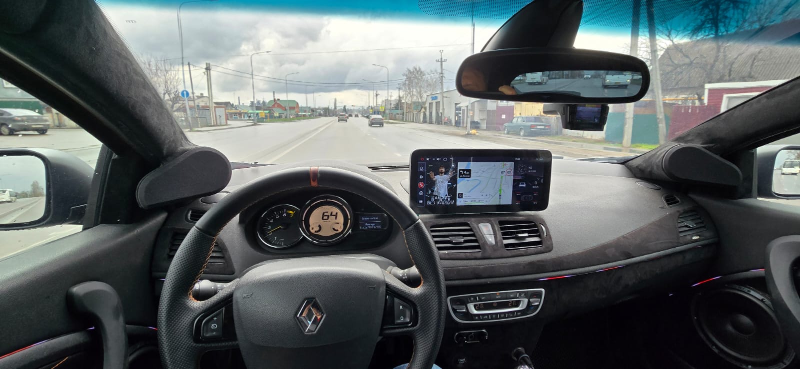 Установленная Автомагнитола RedPower 850PROplus - 12/256 Гб 12,3' XLM SPLIT (Mercedes Style) без рамки и проводки