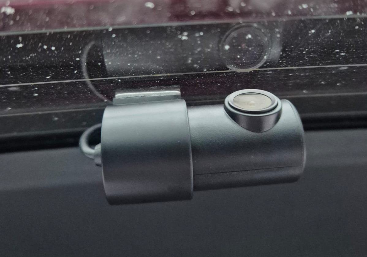 Установленный Штатный двухканальный видеорегистратор RedPower DVR-GL4-G DUAL для Geely Monjaro Установленный Штатный двухканальный видеорегистратор RedPower DVR-GL4-G DUAL для Geely Monjaro