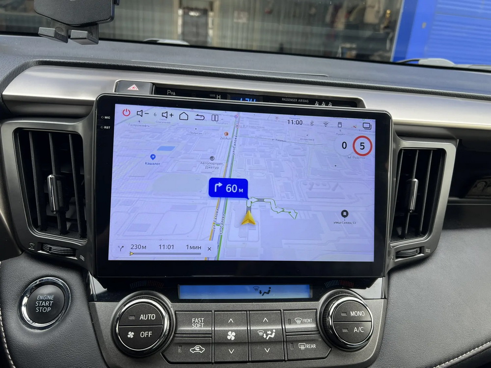 Установленая Автомагнитола RedPower 85017BPRO для Toyota RAV4 4-поколение XA40 (11.2012-10.2019) чёрная