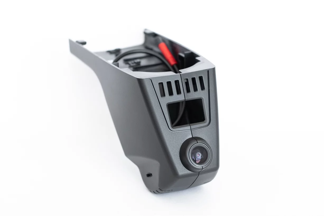 Штатный видеорегистратор RedPower DVR-BMW10-G для BMW с ассистентом ближнего/дальнего света Штатный видеорегистратор RedPower DVR-BMW10-G для BMW с ассистентом ближнего/дальнего света