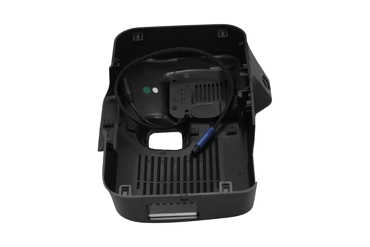 Штатный видеорегистратор RedPower DVR-CT2-G для Chery Arrizo Штатный видеорегистратор RedPower DVR-CT2-G для Chery Arrizo