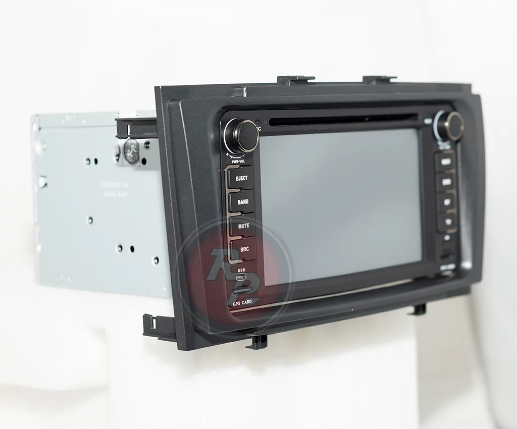 Переходная рамка RP16 с автомагнитолой RedPower Переходная рамка RP16 с автомагнитолой RedPower