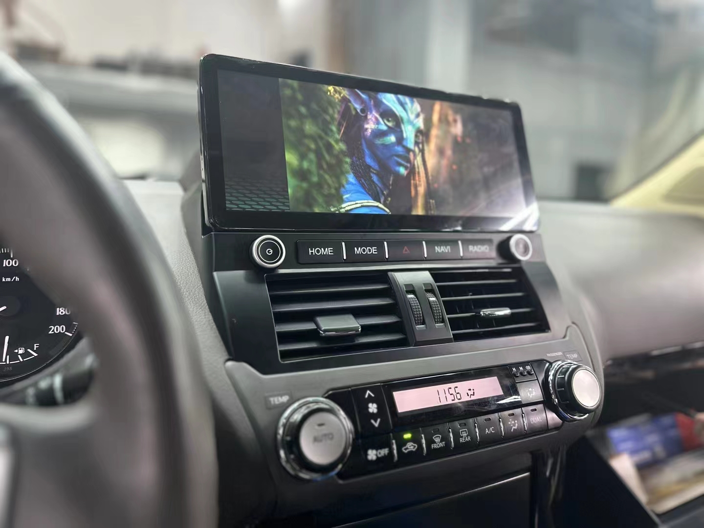 Установленная Автомагнитола RedPower 85265XLM для Toyota Land Cruiser Prado 150 (09.2013-11.2017) Установленная Автомагнитола RedPower 85265XLM для Toyota Land Cruiser Prado 150 (09.2013-11.2017)