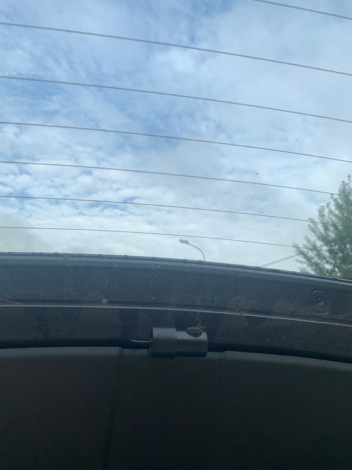 Установленный Двухканальный видеорегистратор RedPower DVR-VOL3-G DUAL для Volvo XC90 (2015-2023) Установленный Двухканальный видеорегистратор RedPower DVR-VOL3-G DUAL для Volvo XC90 (2015-2023)